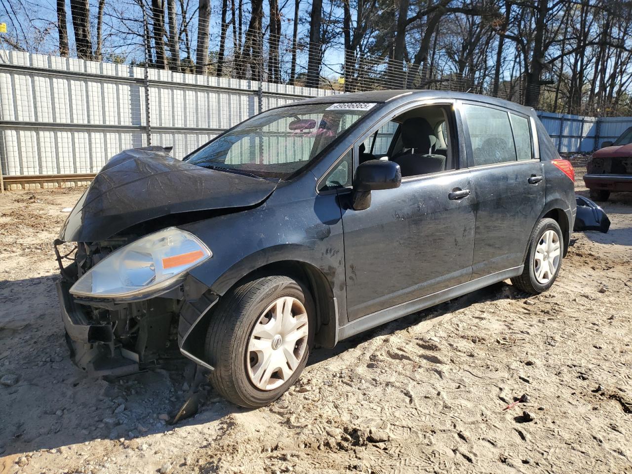 2010 Nissan Versa S продається в Austell, GA - Front End