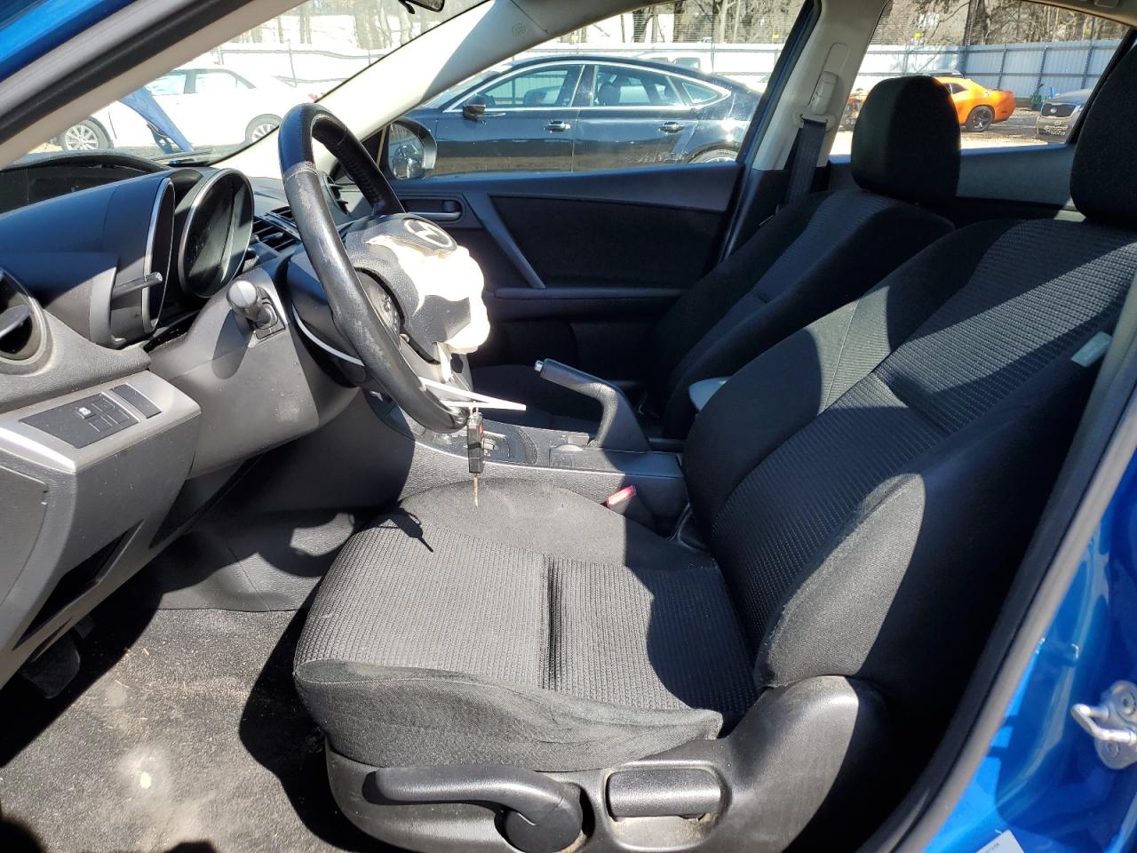 2012 Mazda 3 - Image 7