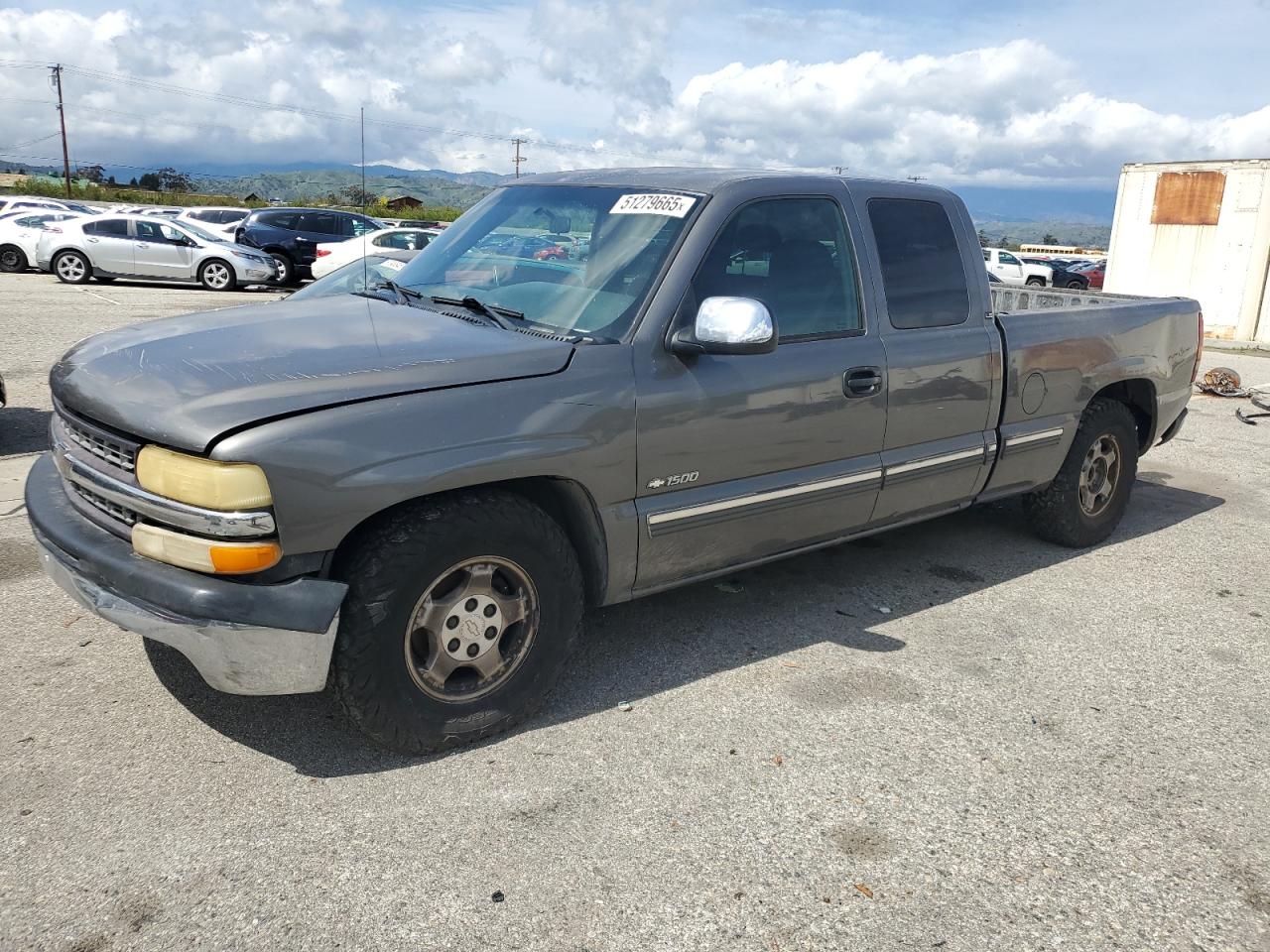 2000 Chevrolet Silverado C1500 იყიდება Van Nuys-ში, CA - Minor Dent/Scratches
