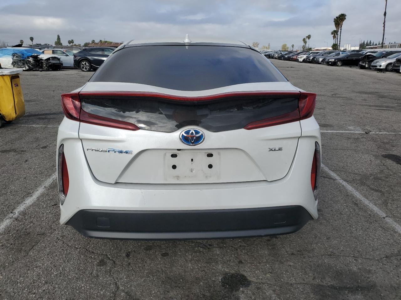 2022 Toyota Prius - Image 6