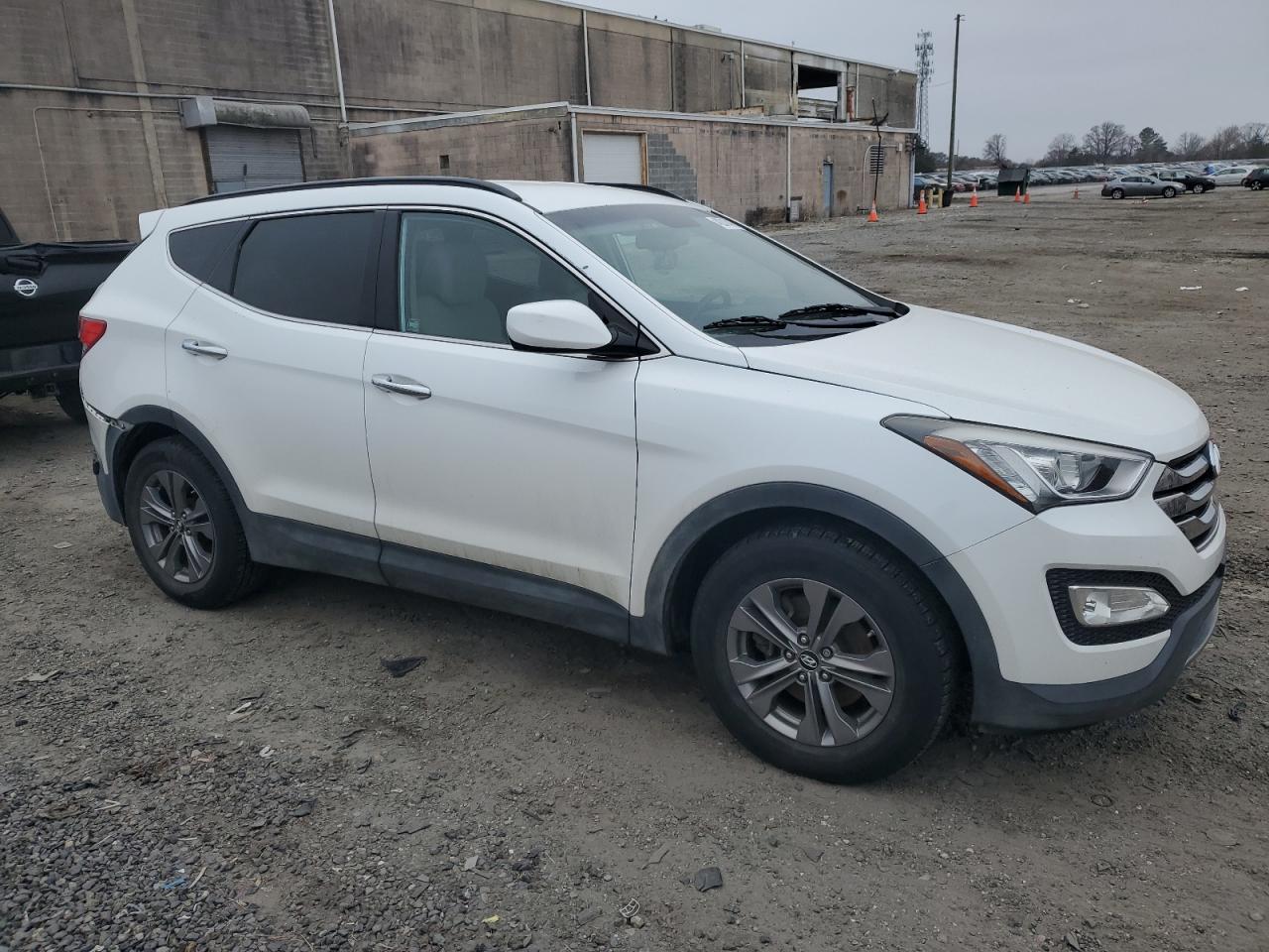 2013 Hyundai Santa Fe - Image 4