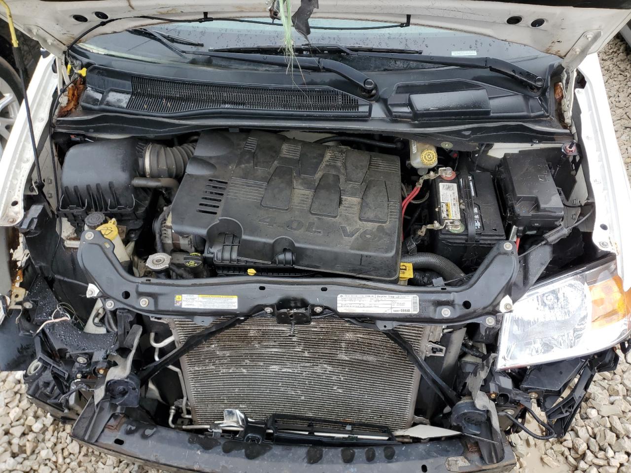 2010 Dodge Caravan - Image 12