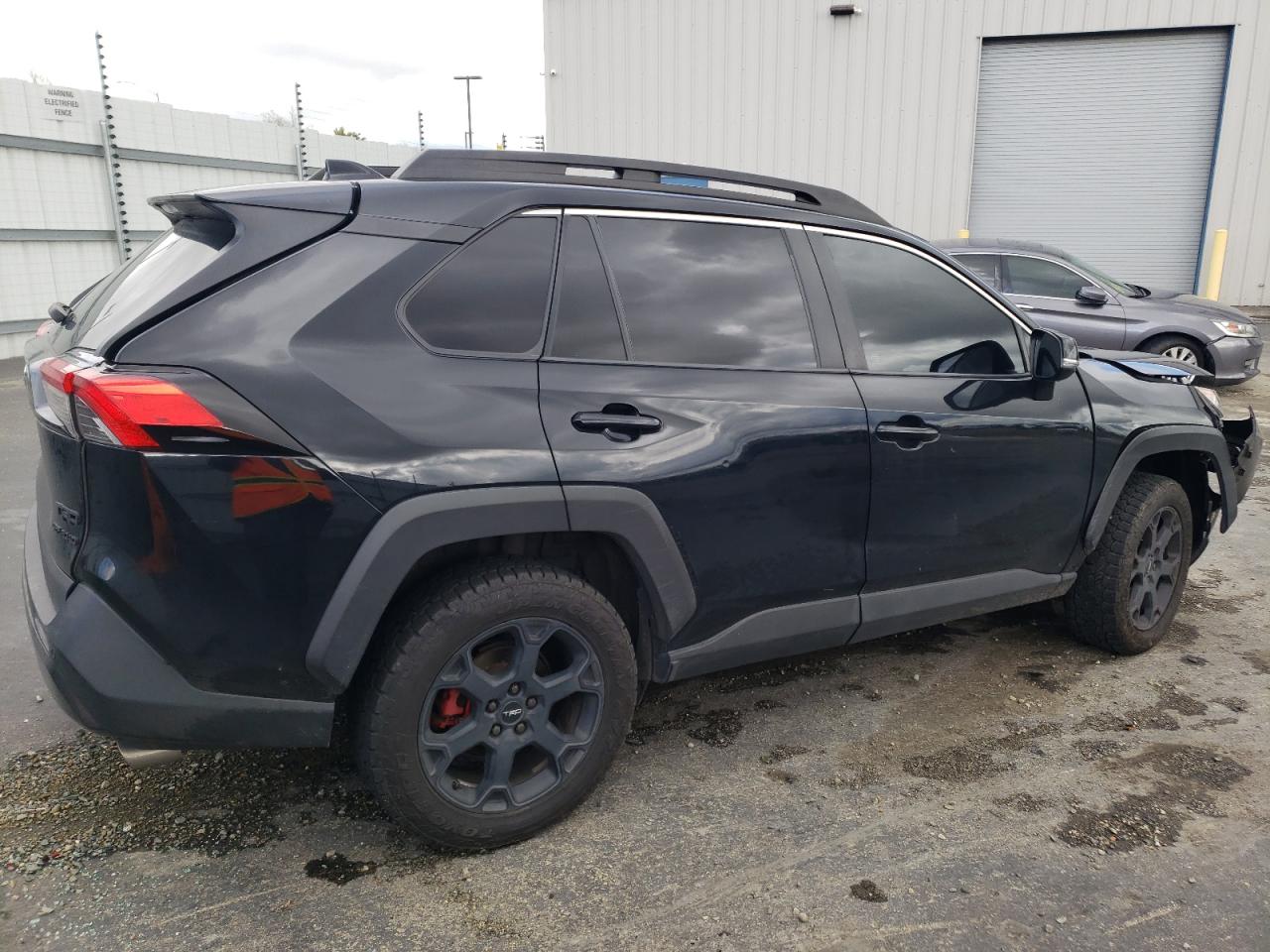 2020 Toyota RAV 4 - Image 3
