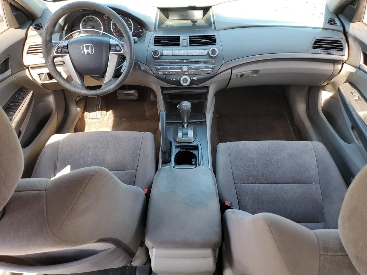 2010 Honda Accord - Image 8