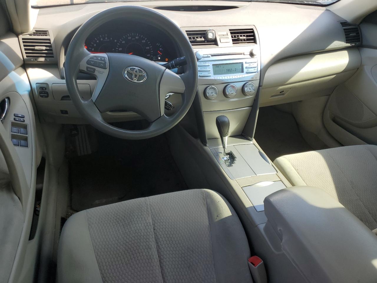 2011 Toyota Camry - Image 8