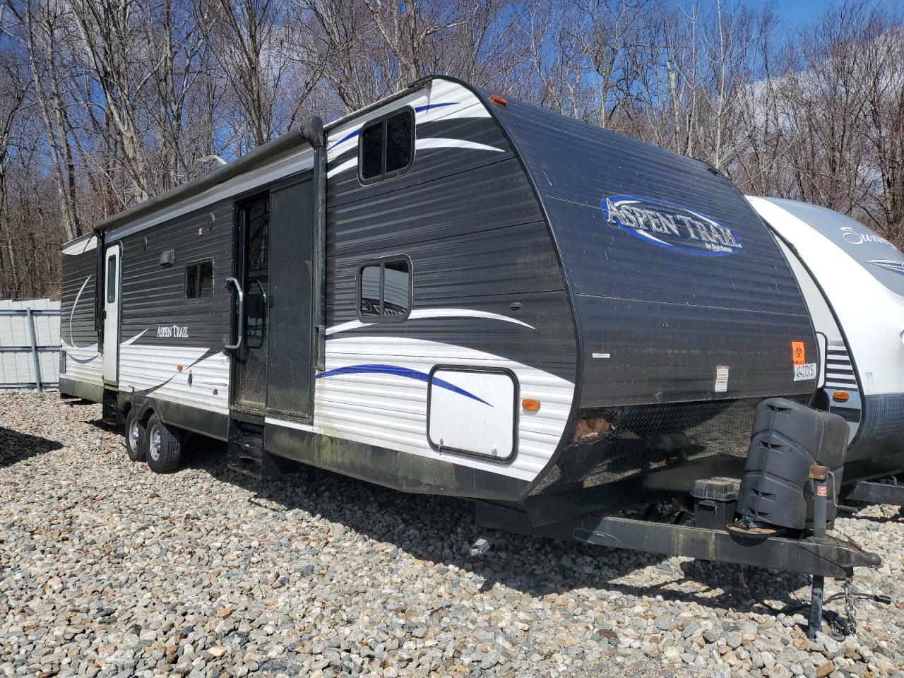 2017 Dutchman Aspen Trai zu verkaufen in West Warren, MA - Top/Roof
