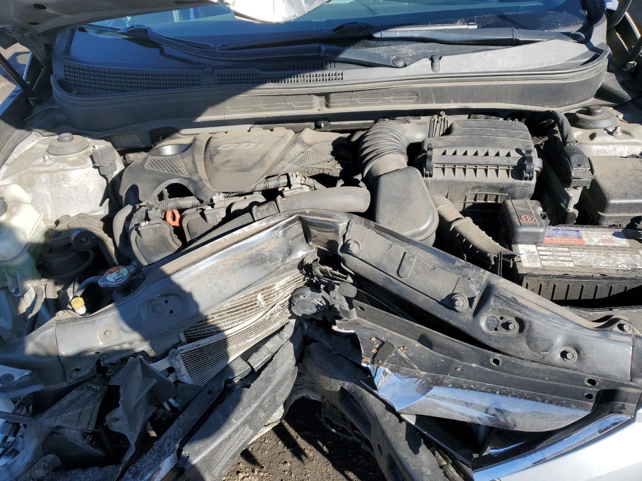 2013 Hyundai Sonata - Image 11