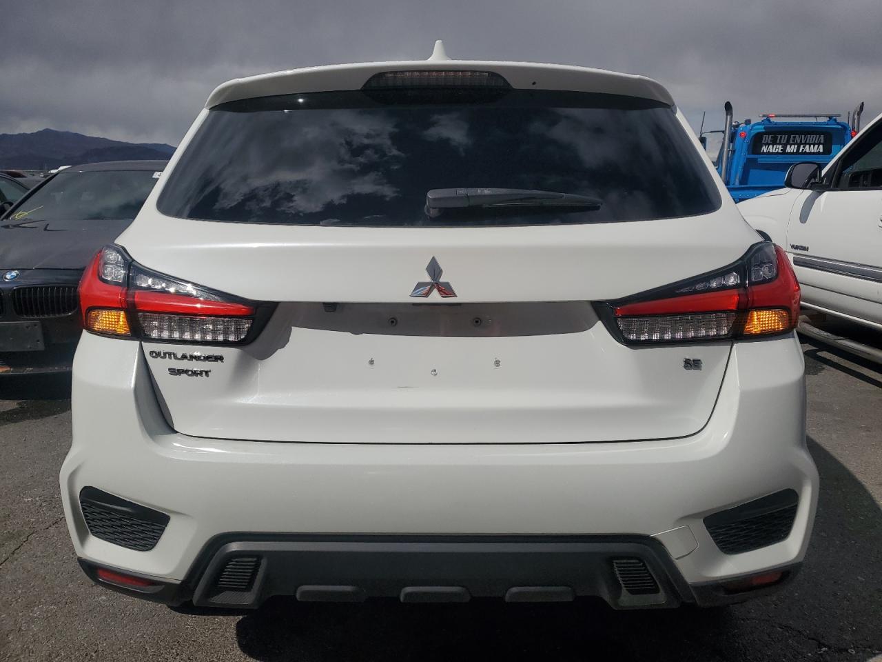 2021 Mitsubishi Outlander - Image 6