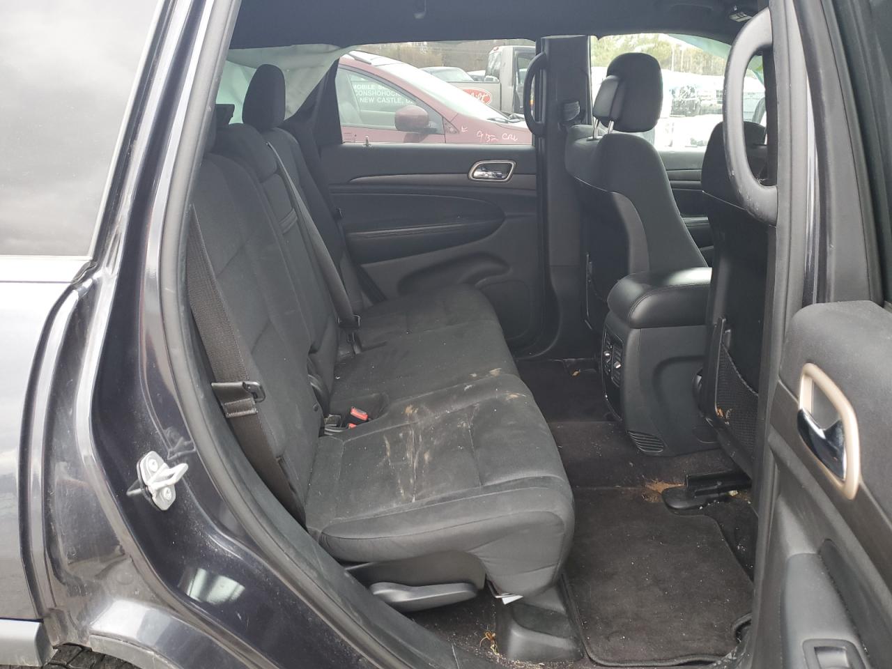 2016 Jeep Grand Cherokee - Image 11