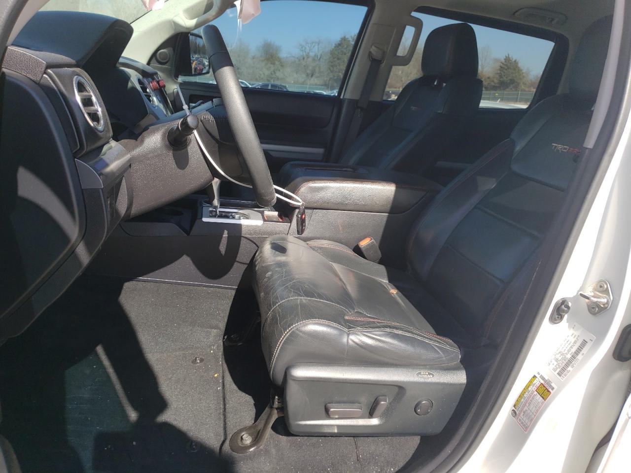 2020 Toyota Tundra - Image 7
