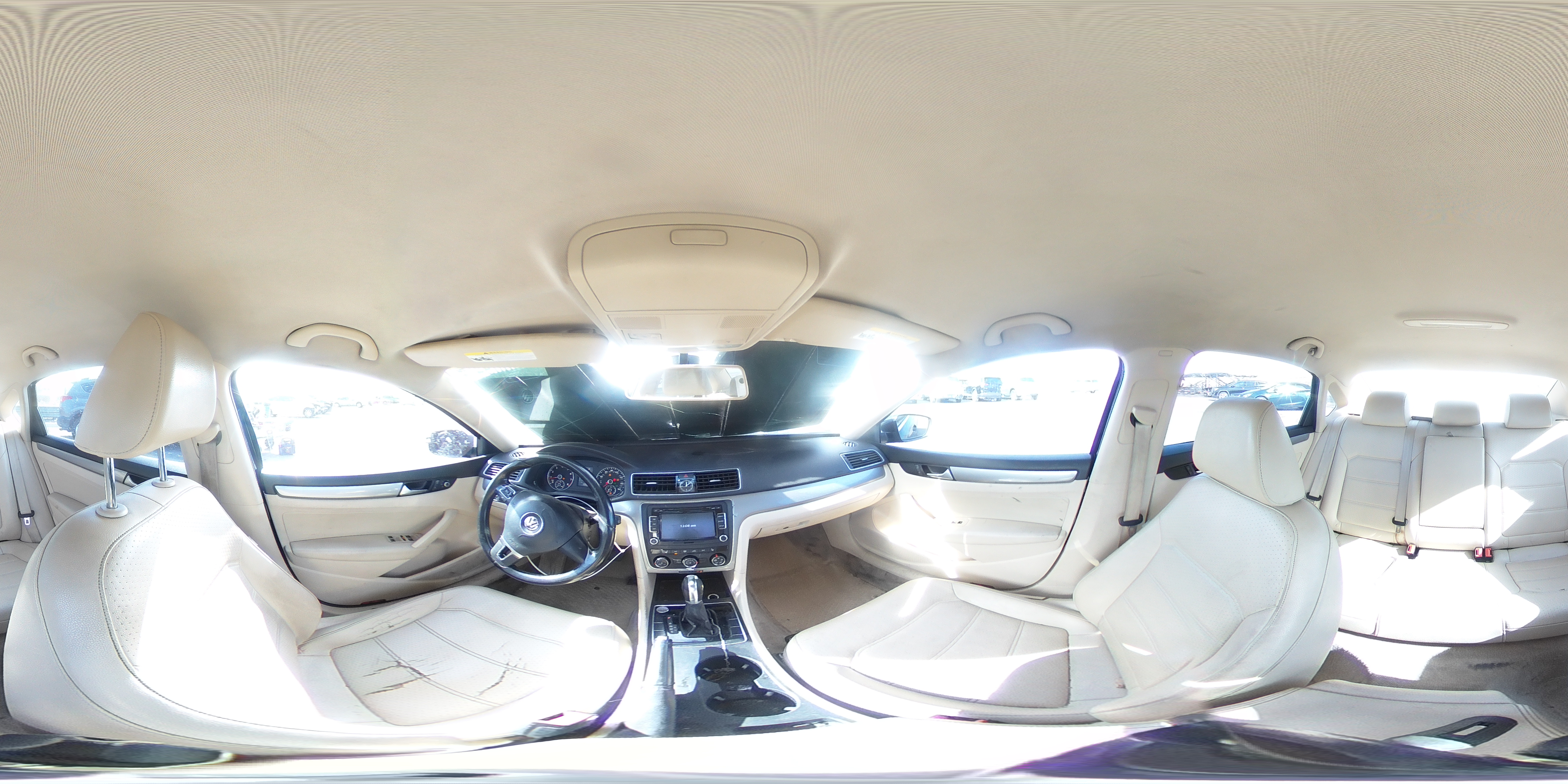 2015 Volkswagen Passat - Image 12