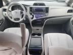 2012 Toyota Sienna Le zu verkaufen in Fort Wayne, IN - All Over