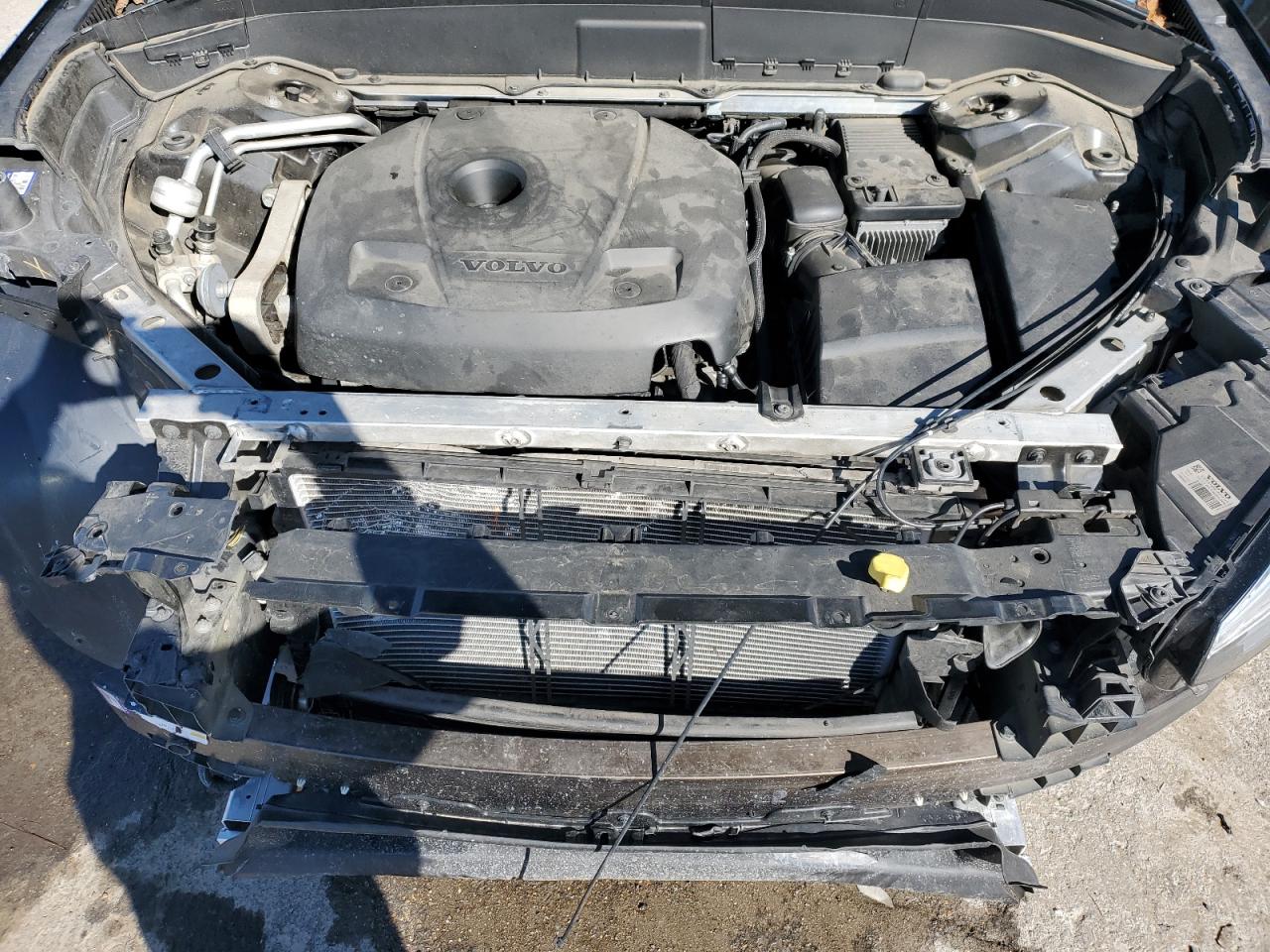 2016 Volvo XC90 - Image 12