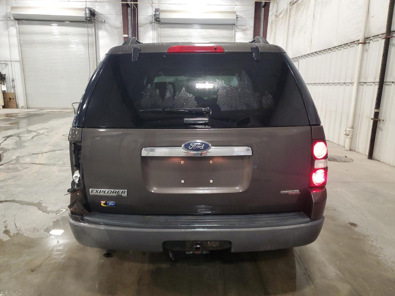 2006 Ford Explorer - Image 6