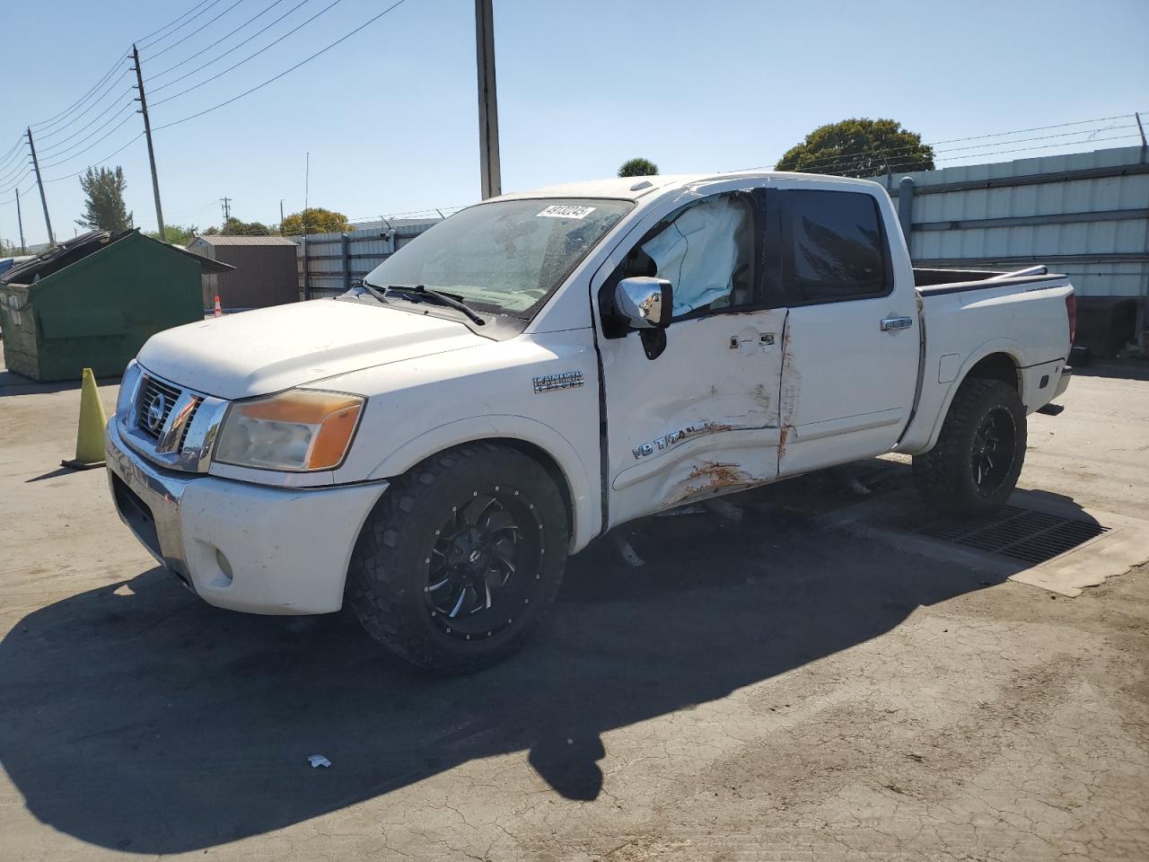 2012 Nissan Titan - Image 1