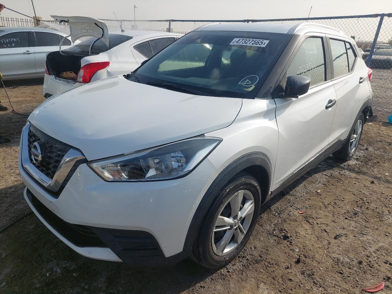 3N1CP5C92JL467802 - 2018 Nissan Kicks - #undefined