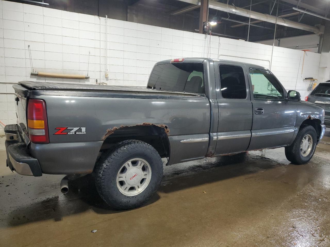 2002 GMC Sierra - Image 3