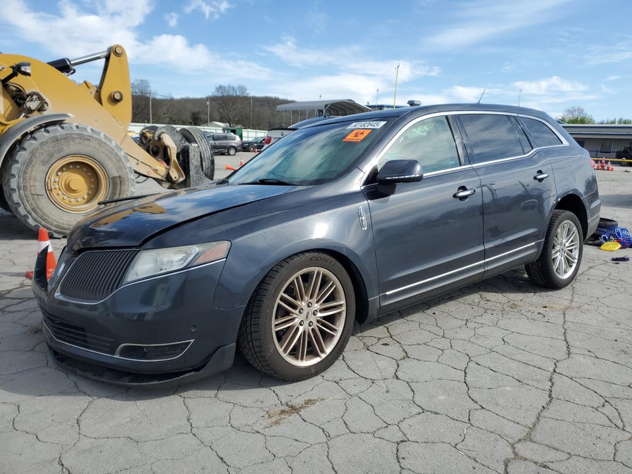 2014 Lincoln Mkt  zu verkaufen in Lebanon, TN - Front End