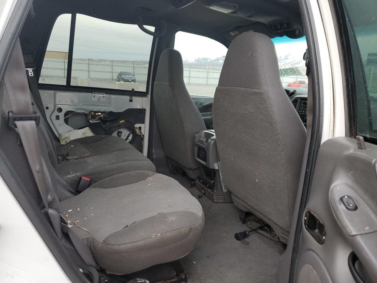 2001 Ford Expedition Xlt VIN: 1FMPU16L21LA33149 Lot: 49183895