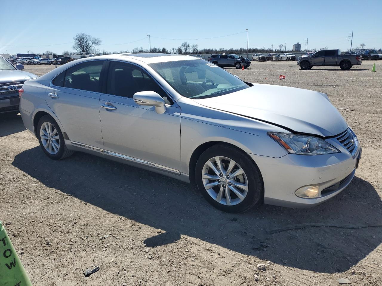 2011 Lexus ES - Image 4