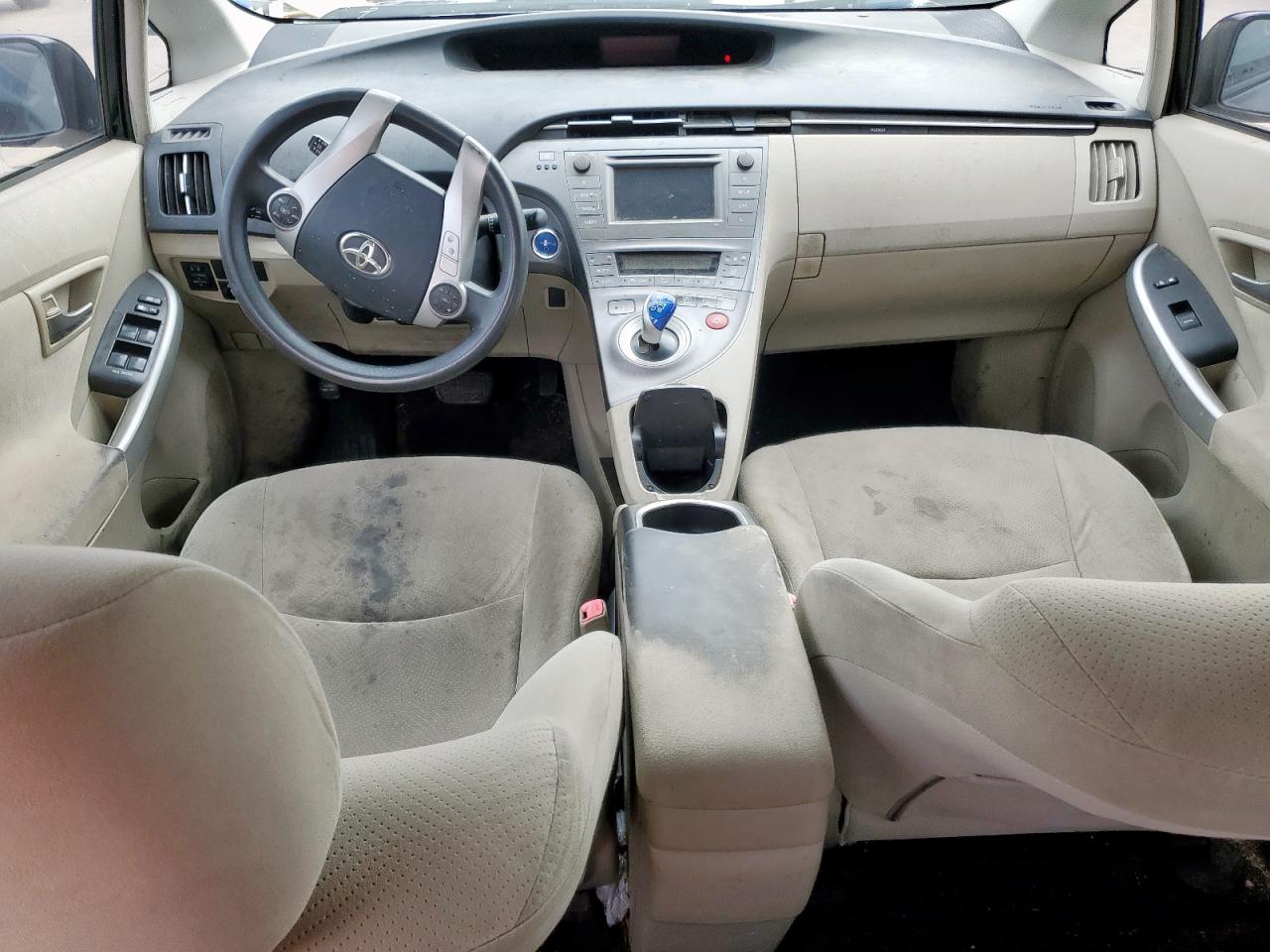 2013 Toyota Prius - Image 8
