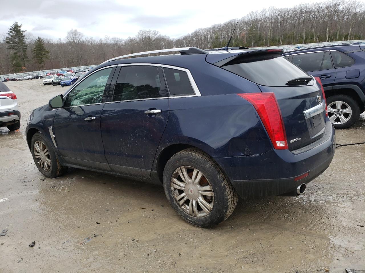 2011 Cadillac SRX - Image 2