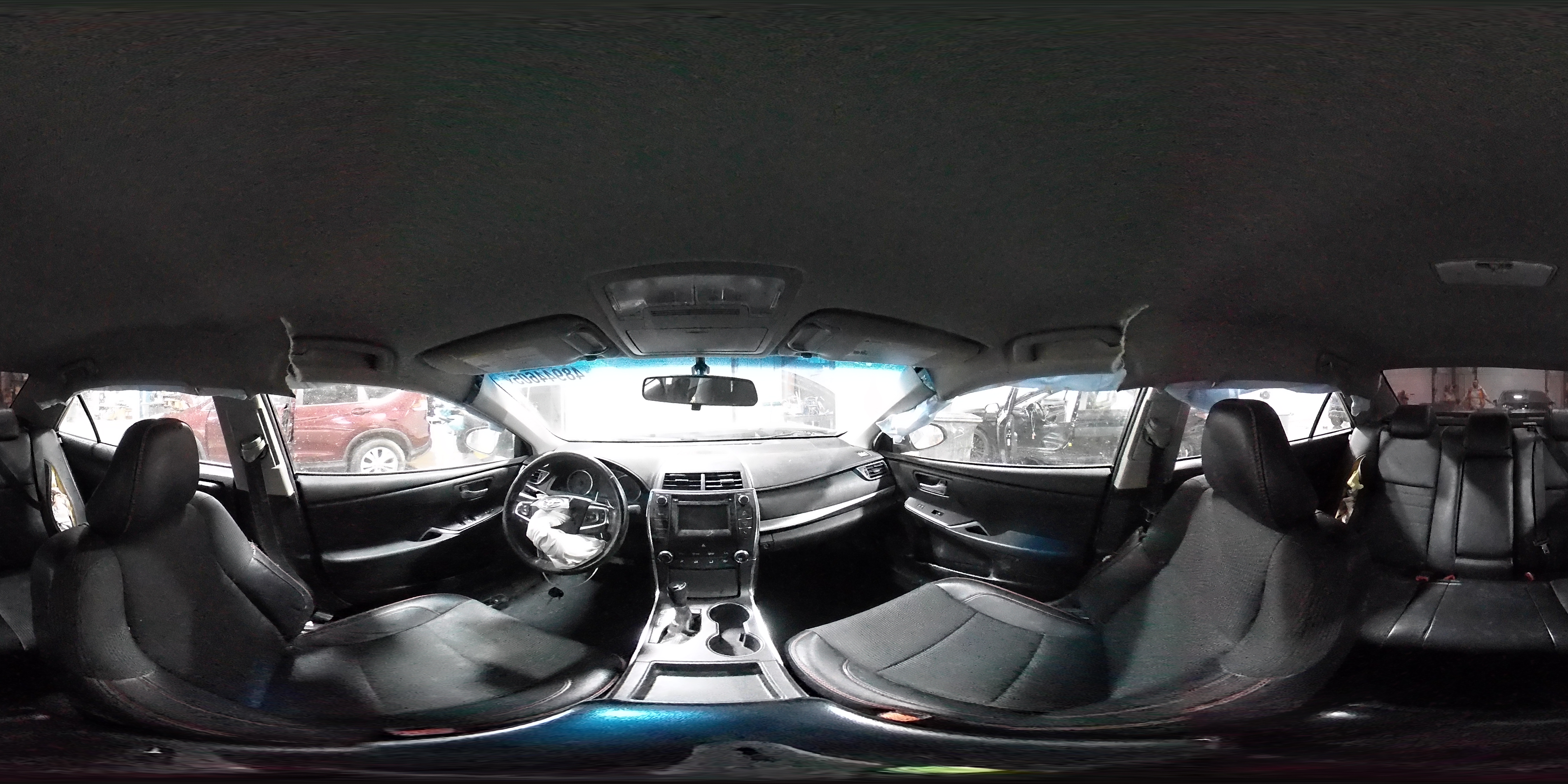 2016 Toyota Camry - Image 13