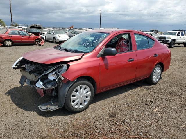  NISSAN VERSA 2015 Красный
