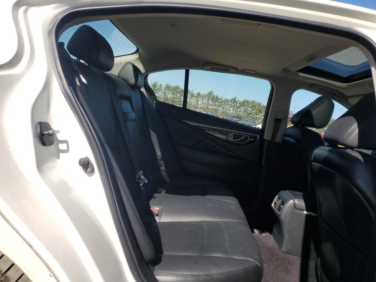 2019 Infiniti Q50 - Image 10