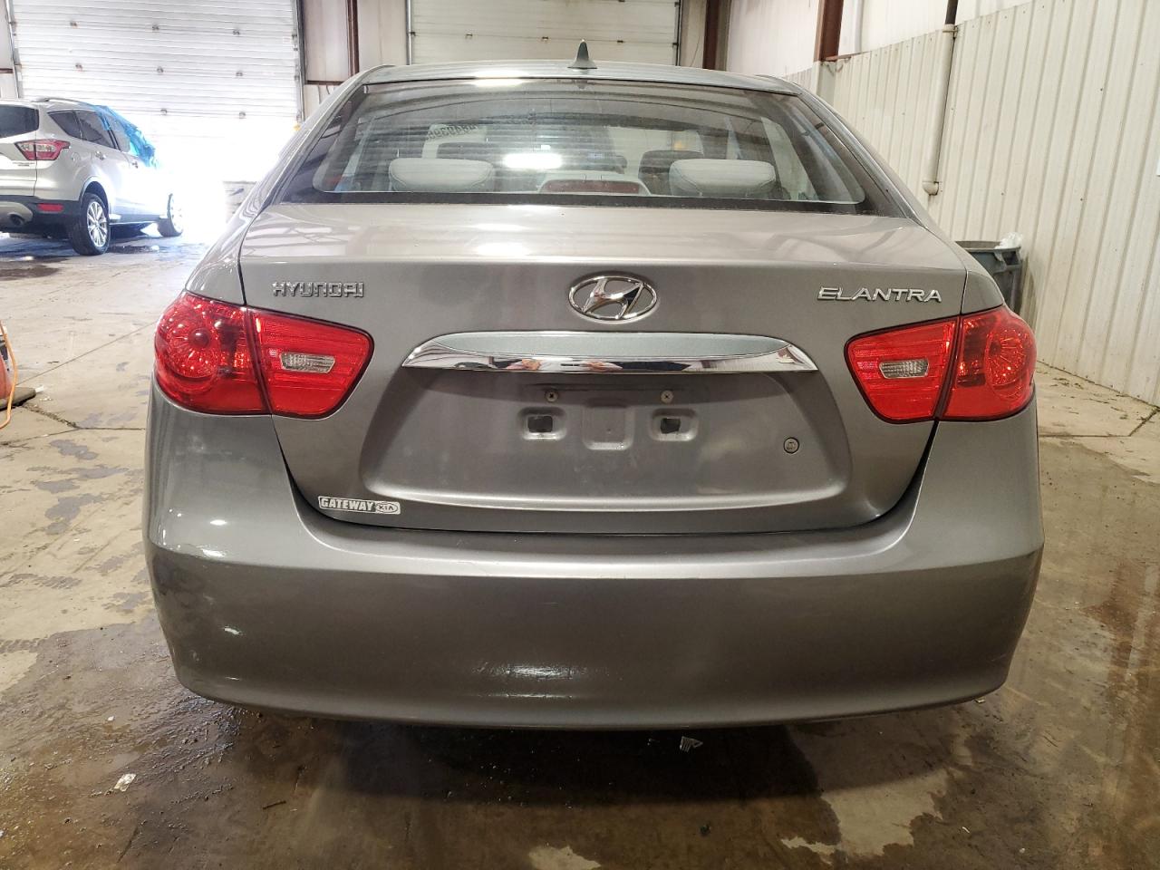 2010 Hyundai Elantra - Image 6