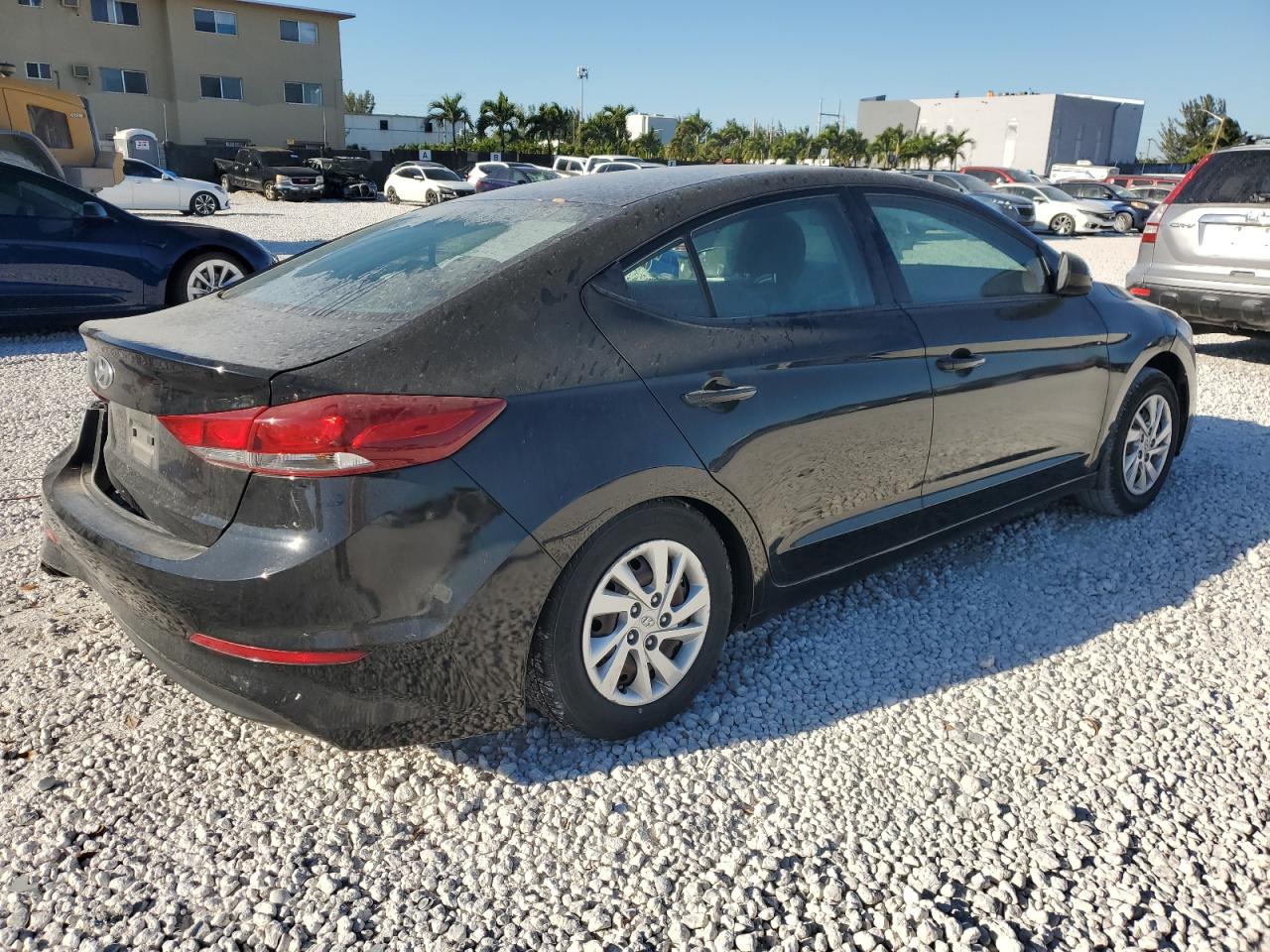 2018 Hyundai Elantra - Image 3