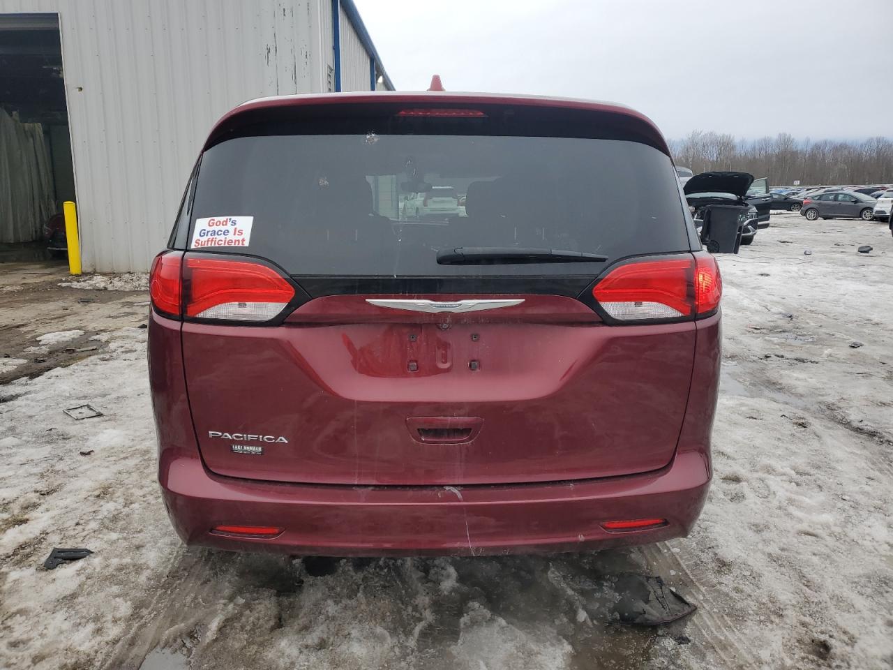 2017 Chrysler Pacifica - Image 6