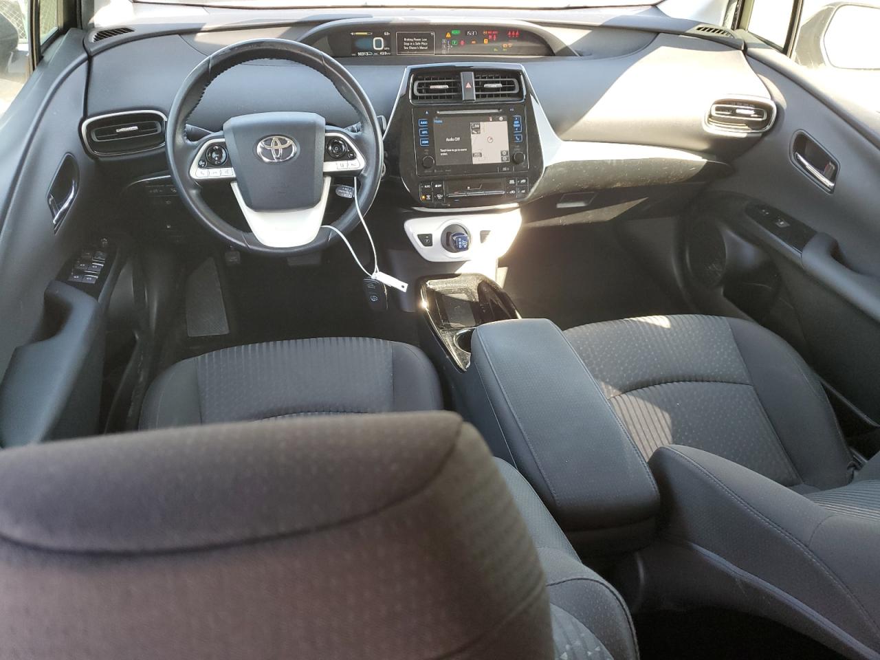 2018 Toyota Prius - Image 8