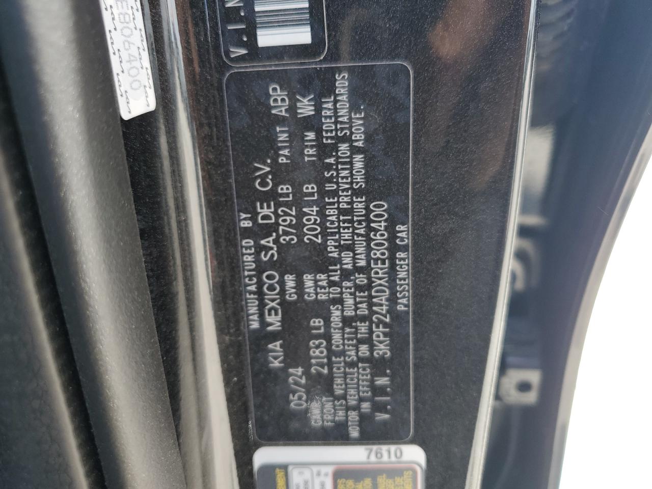 2024 Kia Forte - Image 12