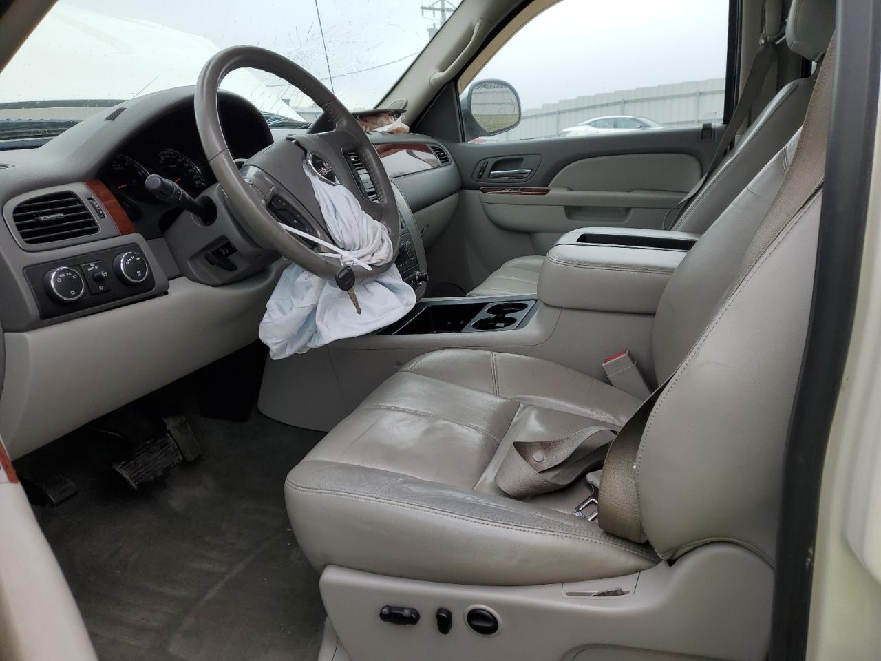 2011 GMC Sierra - Image 7