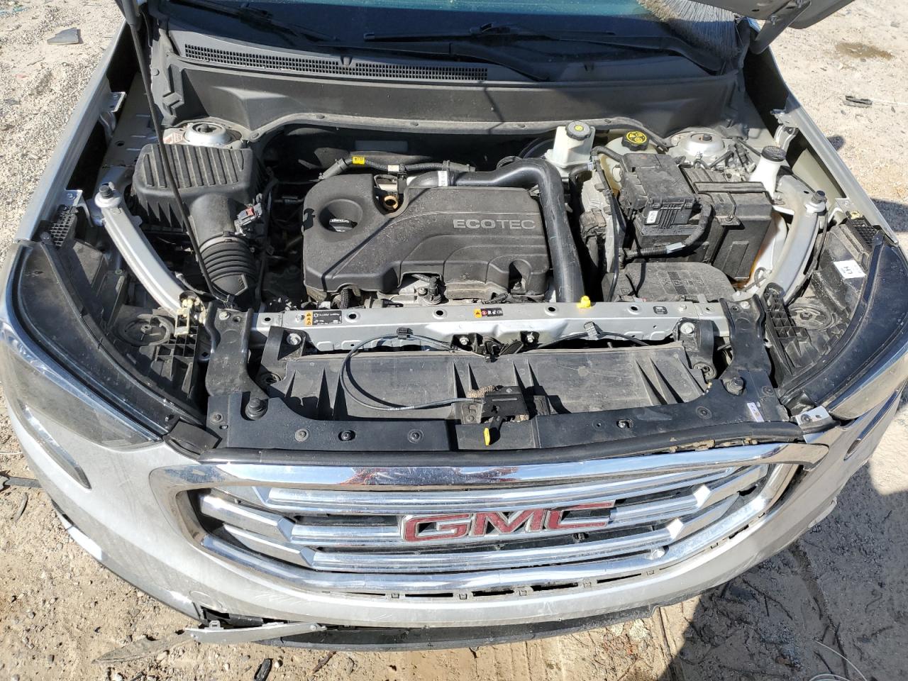 2019 GMC Terrain - Image 13