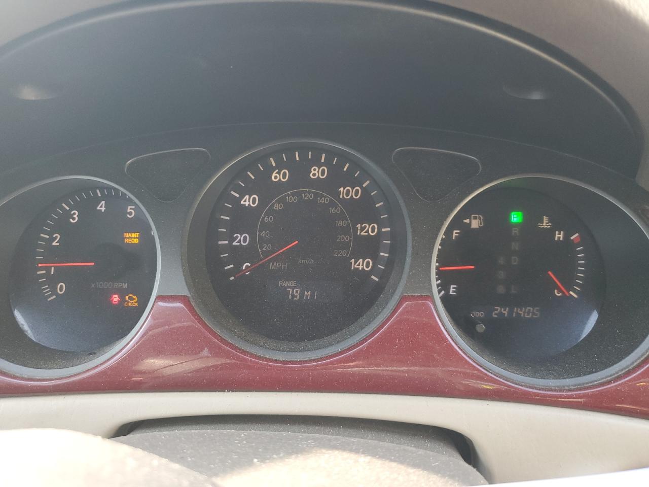2004 Lexus ES - Image 9