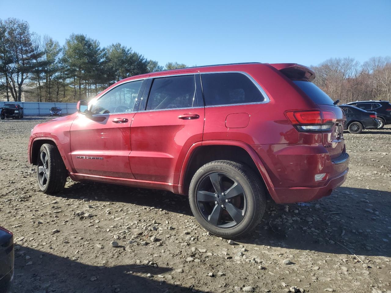 2015 Jeep Grand Cherokee - Image 2