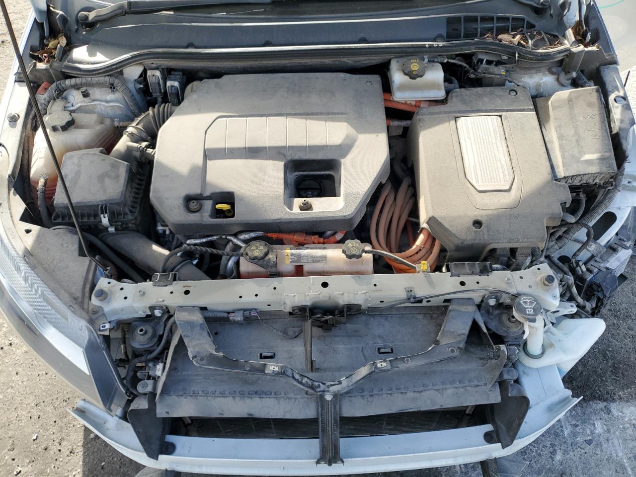 2013 Chevrolet Volt - Image 11