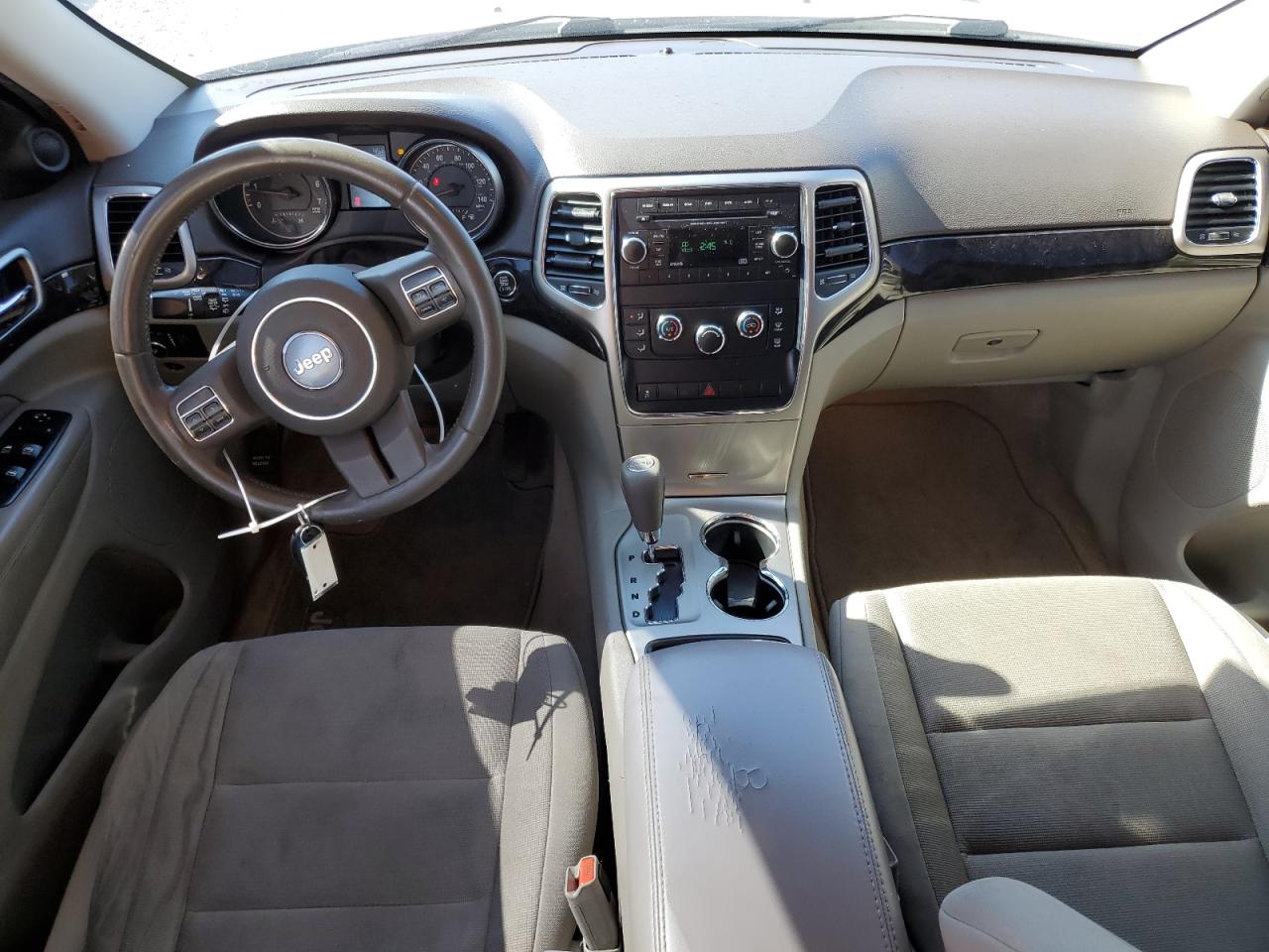 2012 Jeep Grand Cherokee - Image 8