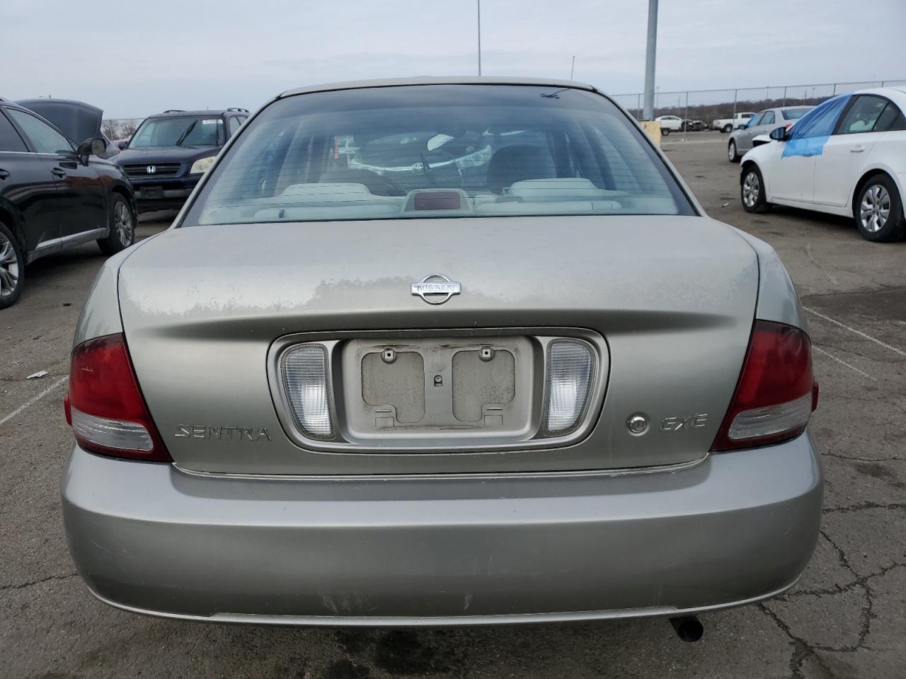 2002 Nissan Sentra - Image 6