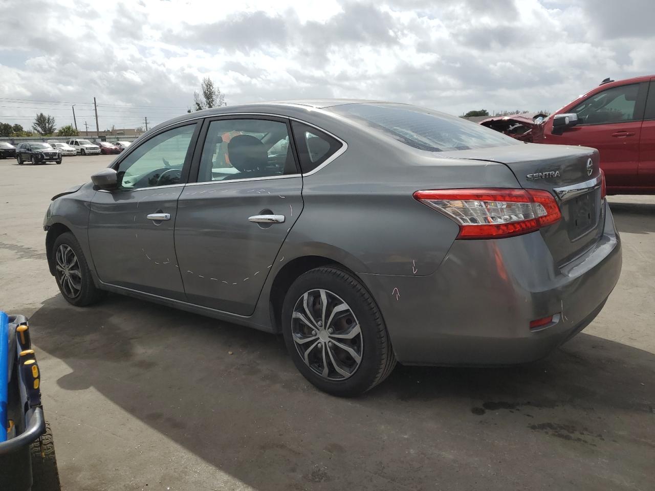 2015 Nissan Sentra - Image 2