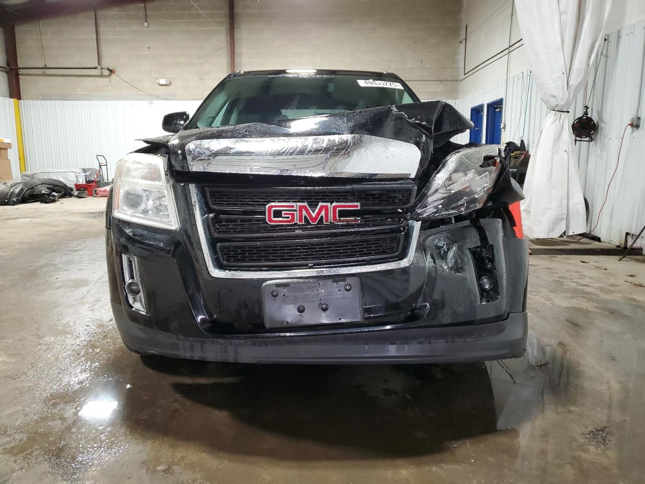 2015 GMC Terrain - Image 5