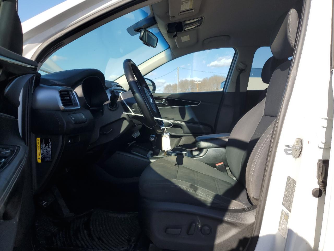 2016 Kia Sorento - Image 7
