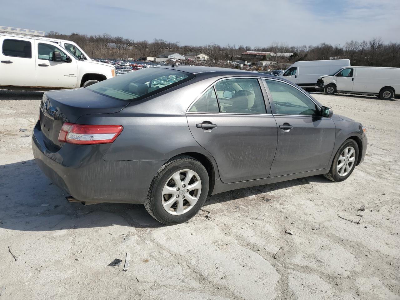 2011 Toyota Camry - Image 3