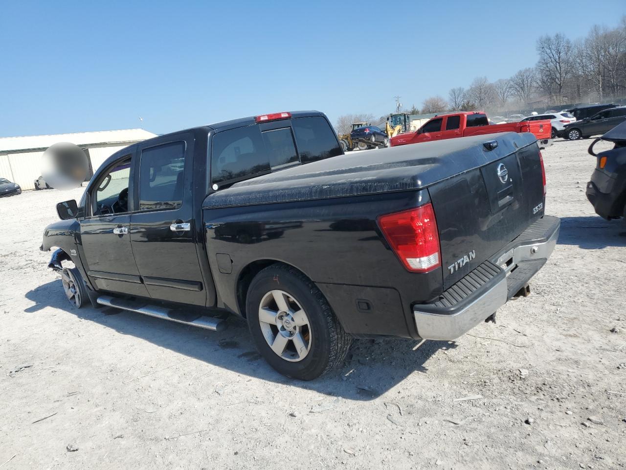2004 Nissan Titan - Image 2