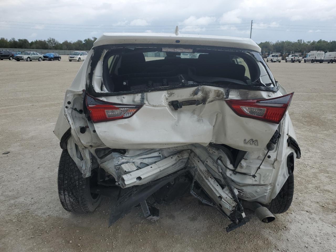 2018 Toyota Corolla - Image 6