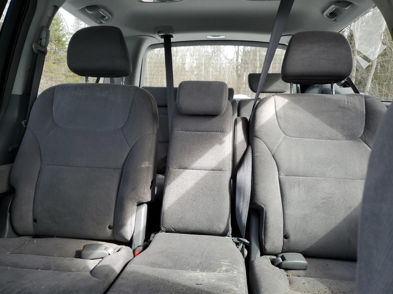 2006 Honda Odyssey - Image 10