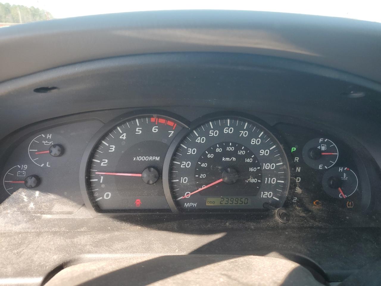 2005 Toyota Tundra - Image 9