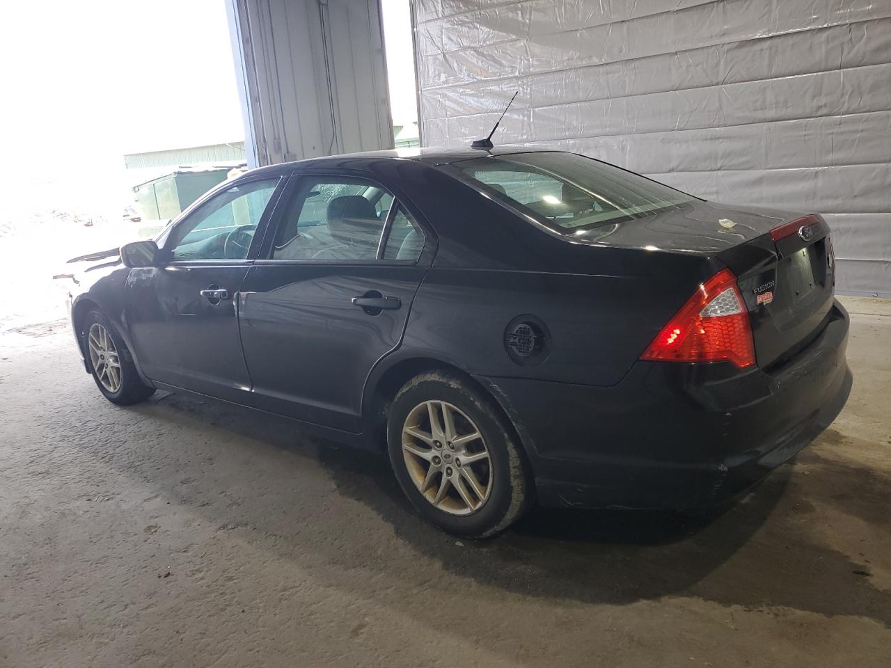 2012 Ford Fusion - Image 2
